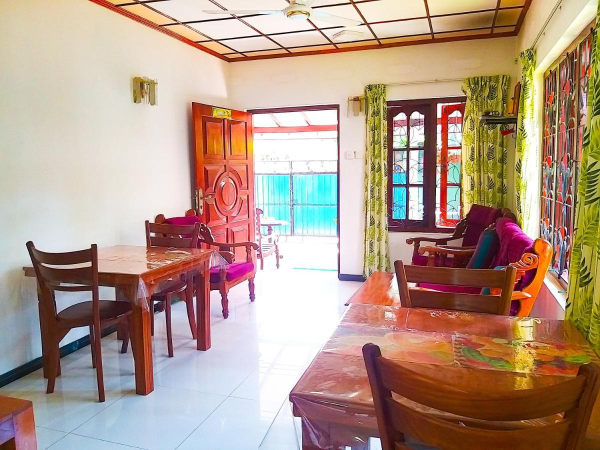 Sahana Sri Villa Bentota Exteriör bild